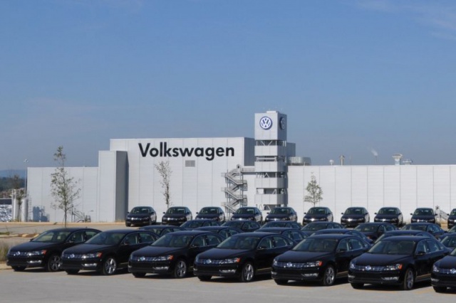 Volkswagen снизил