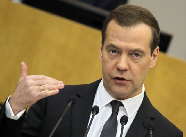 Медведев выделил 2 млрд